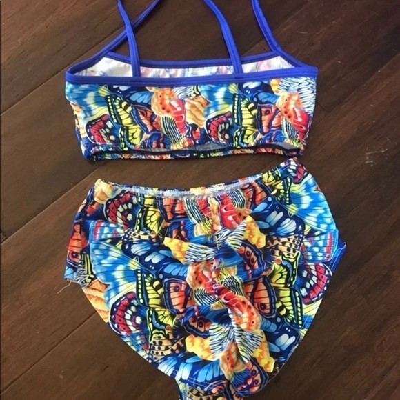 Rave with Mi Gente outfit - Picture 2 of 4